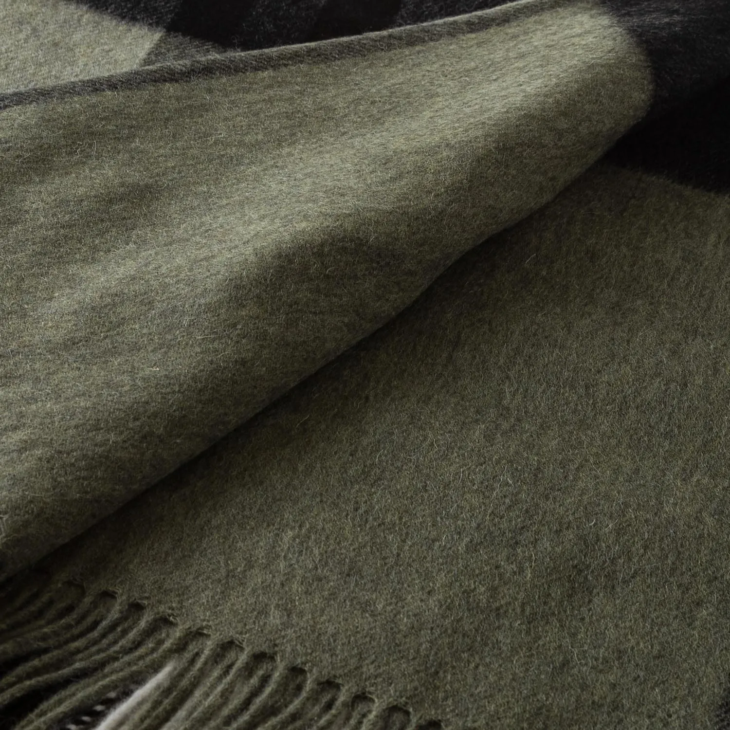 Chequer Cashmere Blend Blanket  Exploded Olive