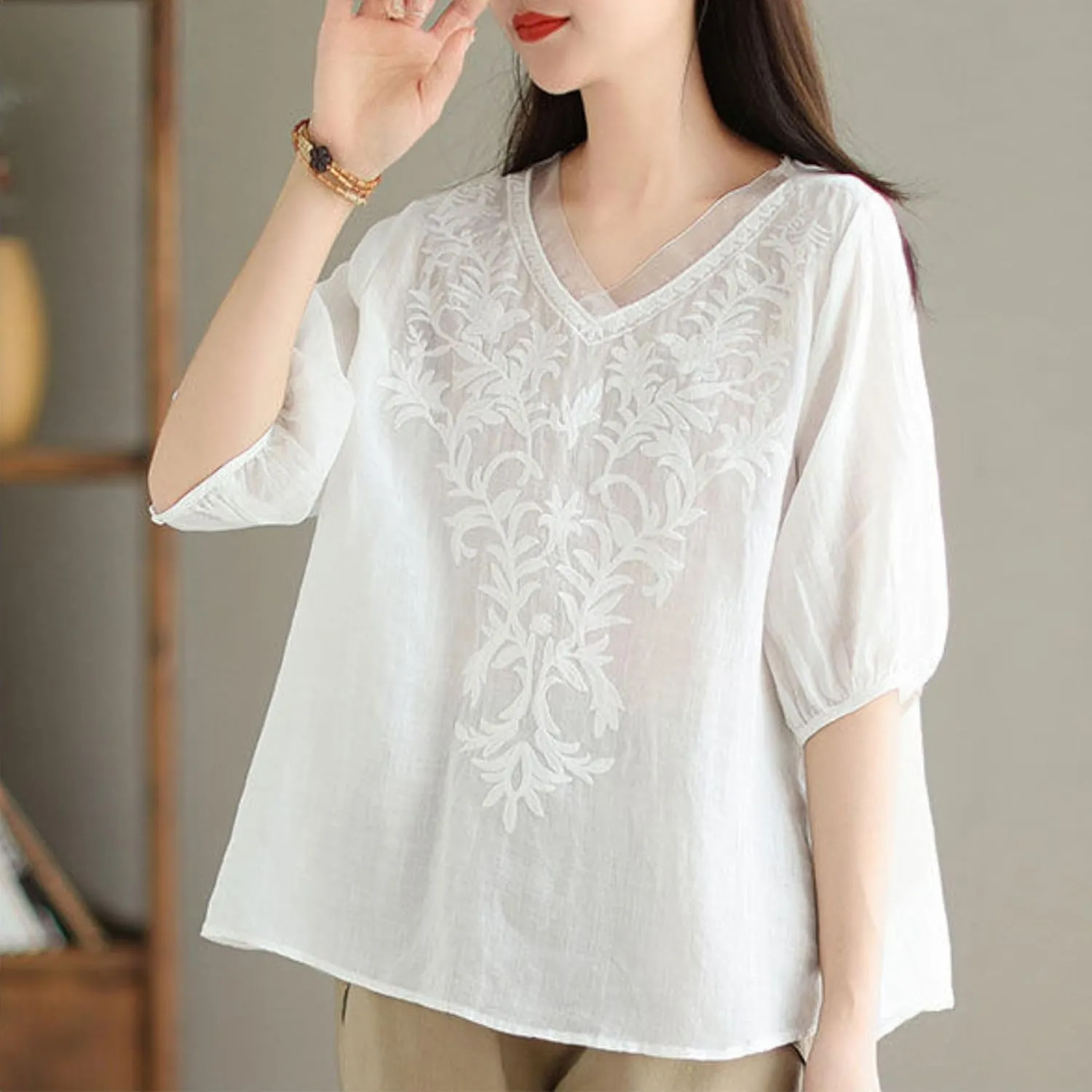 FindThy Women's Floral Embroidery Linen Shirts 3/4 Sleeve Round Neck Babydoll Tops Blouses